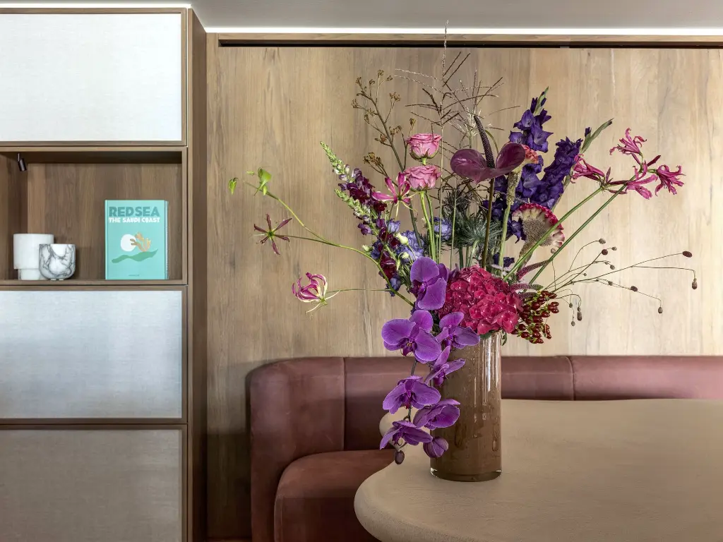 Contemporary - Bold Tones2.webp