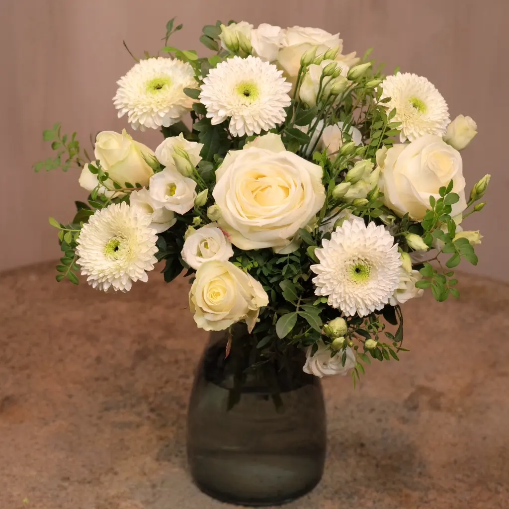 White Classic Bouquet